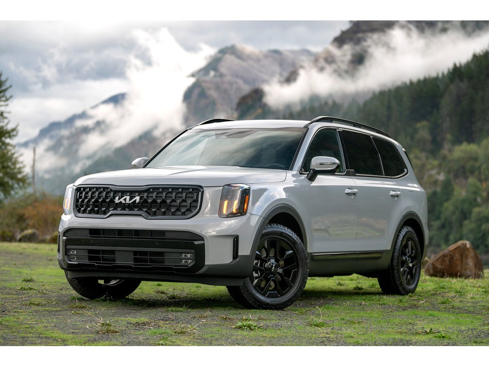 2024_Kia_Telluride_Angular_Front_1